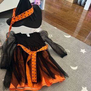 New Halloween costume girl